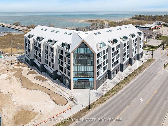 3rd image of 31 Huron St #413