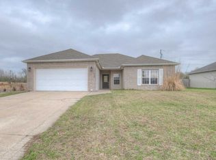 1505 Brewster Ln, Webb City, MO 64870