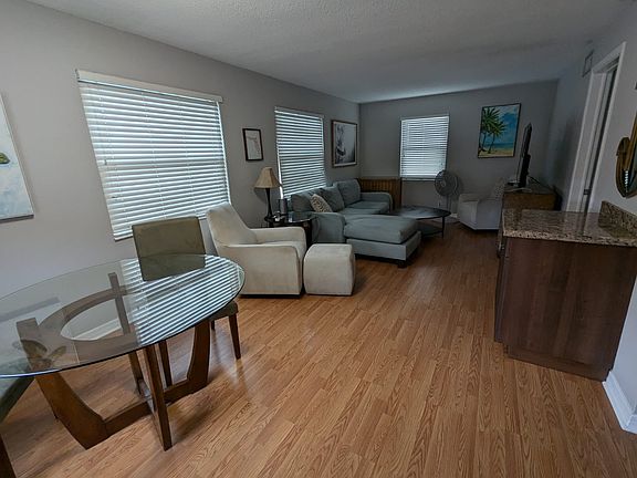 3rd image of 900 Orange Isle #A