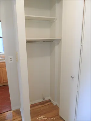 Rented by City Connections Realty | media 26