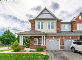 4 Courtland Cres, East Gwillimbury, ON