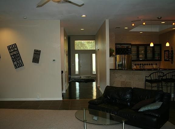 3rd image of 2920 Winding Creek Dr