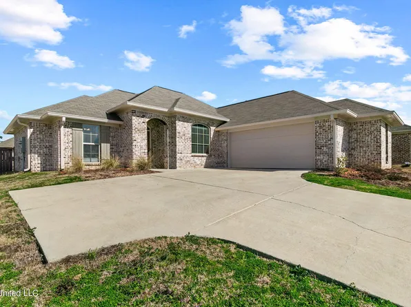 1223 Addison Ln, Brandon, MS 39042