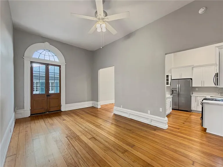 841 Royal St #2A — Photo 25
