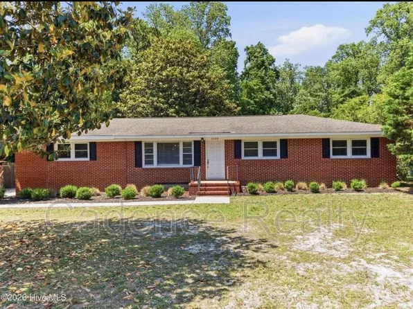 5335 Andover Rd, Wilmington, NC 28403