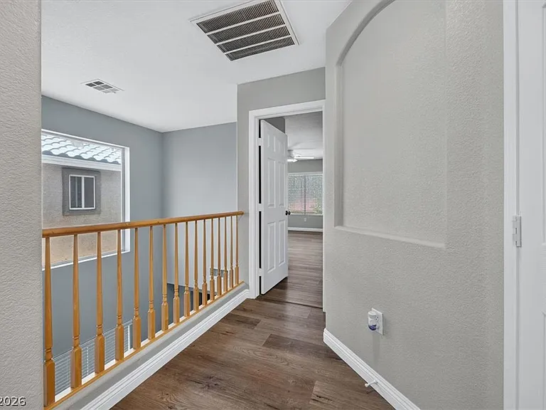 561 Aspen Leaf St — Photo 18