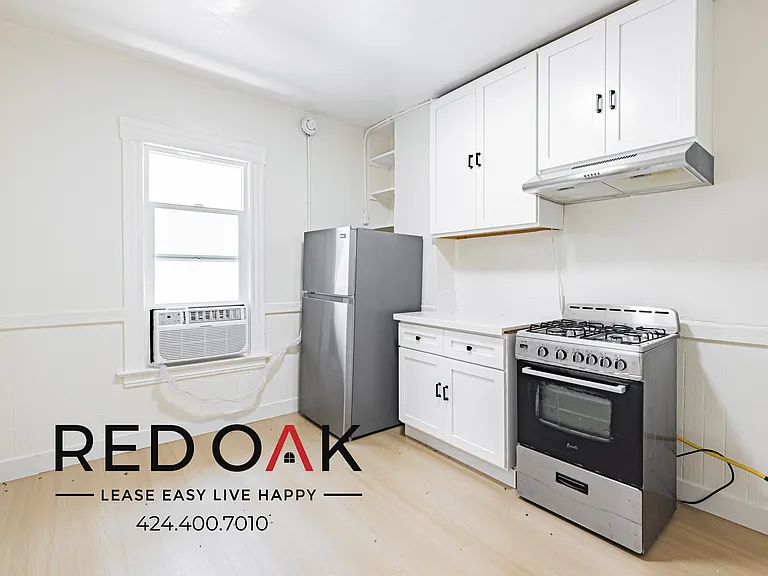 805 S Centre St #7 — Photo 2