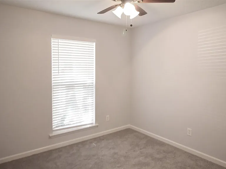 28 E Brookberry Ct — Photo 10