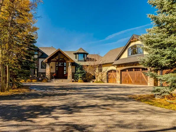 56 SE Uplands Way SW, Rocky View County, AB T3Z 3N5