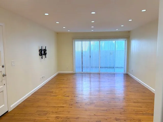 5514 Armitos Ave #49 — Photo 9