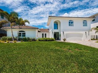 2063 ILLINOIS AVENUE NE, ST PETERSBURG, FL 33703
