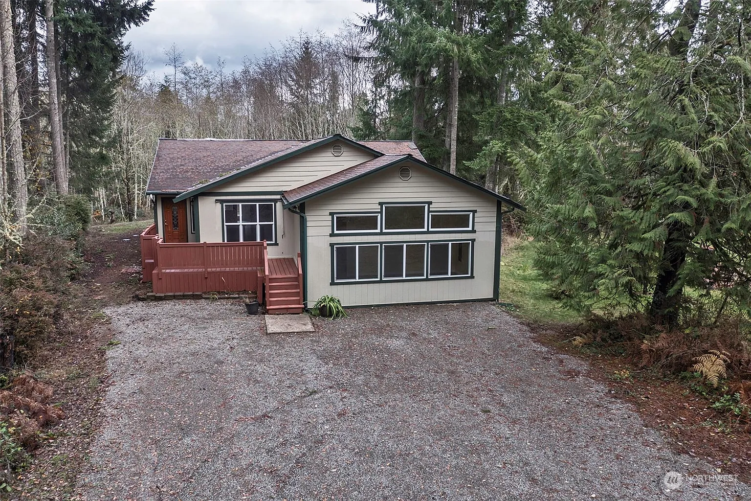 8523 Salal Drive photo 1
