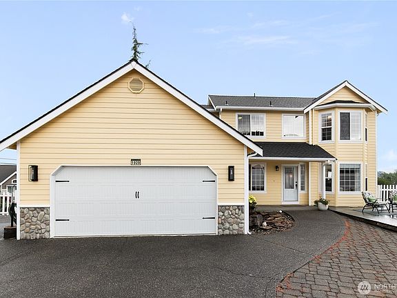 2nd image of 1929 19th Avenue Ct SE