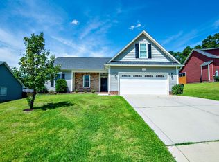 258 Eclipse Dr, Fayetteville, NC 28311