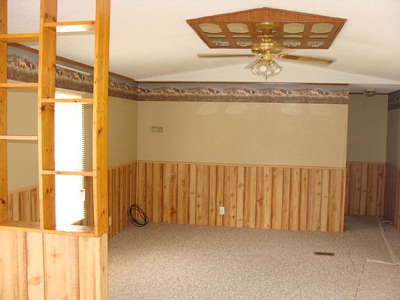 3rd image of 156 Bentwood Dr