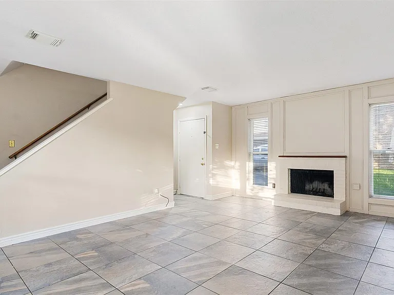 10810 Sugar Hill Dr #B — Photo 1