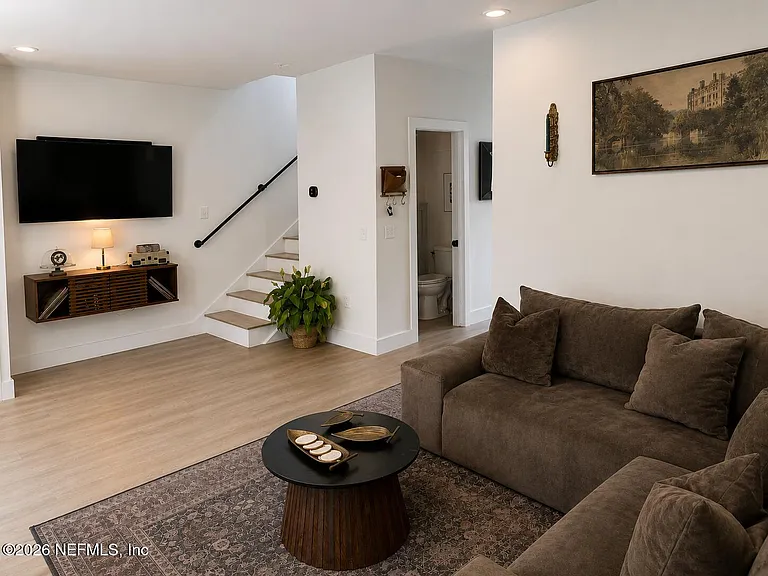 1200 N Clay St — Photo 18