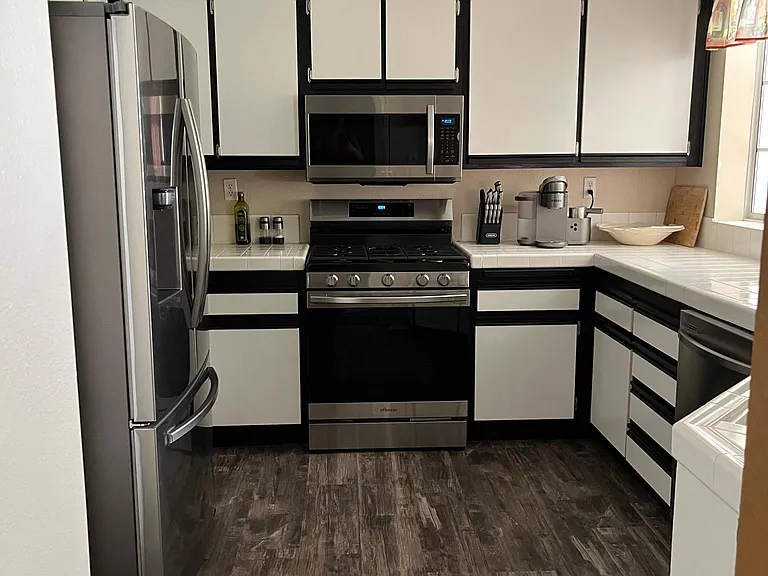 1031 S Daybreak Ct — Photo 8
