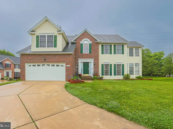 4 Belhaven Ct, Owings Mills, MD 21117