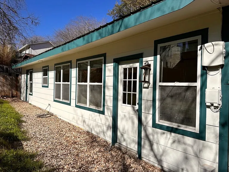 403 Post Road Dr — Photo 21