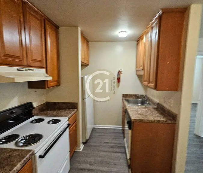 1433-7 Kingston Ave — Photo 4