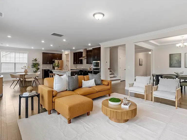1829 Knights Crest Way — Photo 11