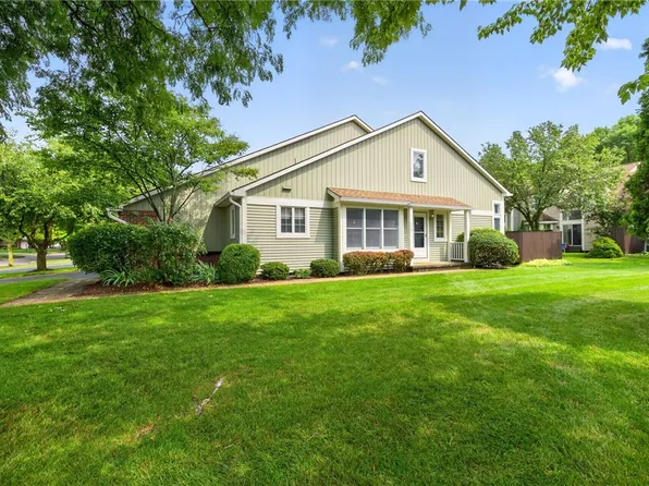 176 Montpelier Cir, Rochester, NY 14618