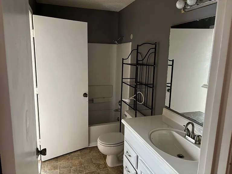 240 E Myrtle Greens Dr — Photo 8
