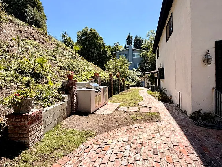 3770 Ballina Canyon Rd — Photo 37