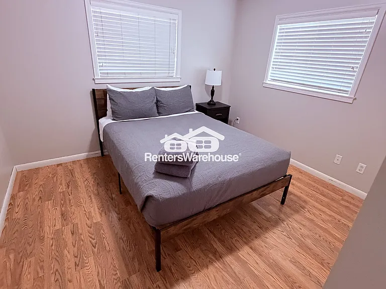 2555 S 400 E — Photo 15
