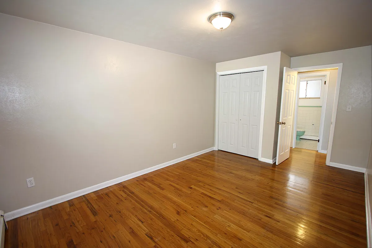 Building Photo - 3685 N Pierce St