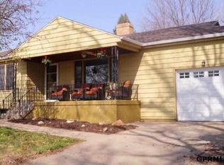 803 N 4th St, Bellevue, NE 68005