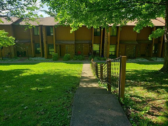 3rd image of 1419 Colony Park Dr APT 11