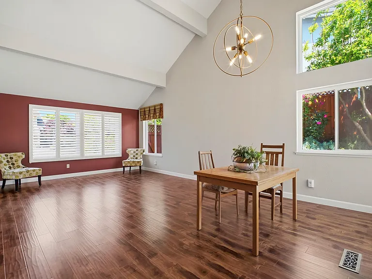 6001 Castlebrook Dr — Photo 10
