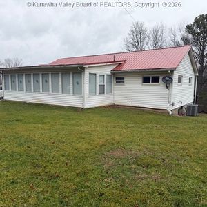1084 Cottageville Rd, Cottageville, WV, 25239