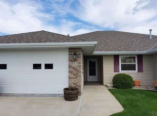 902 Jonathan Cir, Norfolk, NE 68701