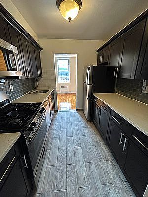 2nd image of 13950 35th Ave APT 4J