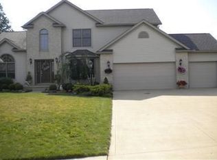 3530 Lamb Cir NW, North Canton, OH 44720