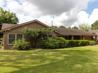 300 Avenue Of Oaks St, Houston, TX 77009