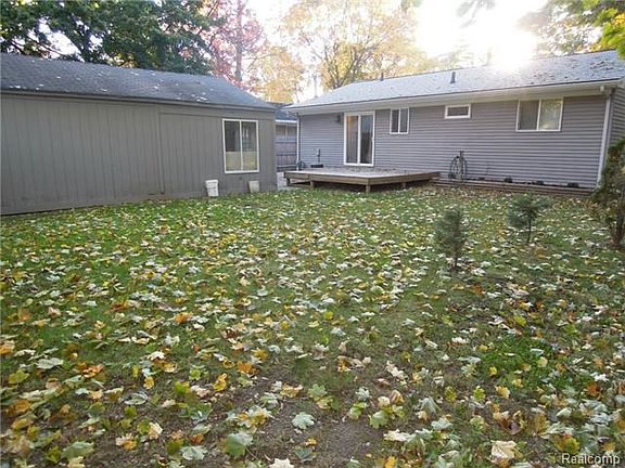 5th image of 2670 Grandview Blvd