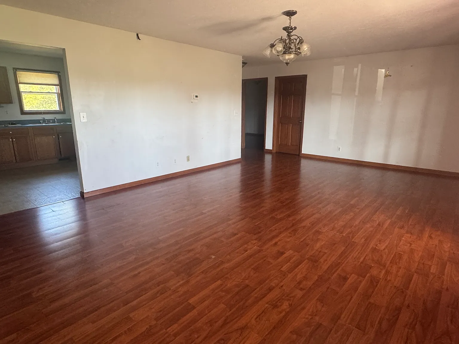 Airport Road House — Photo 2