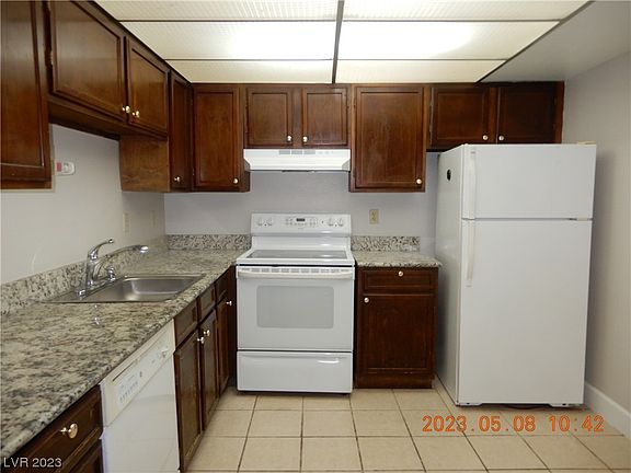 5th image of 3930 University Center Dr APT 710
