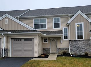 25 Howard Dr, Willow Street, PA 17584
