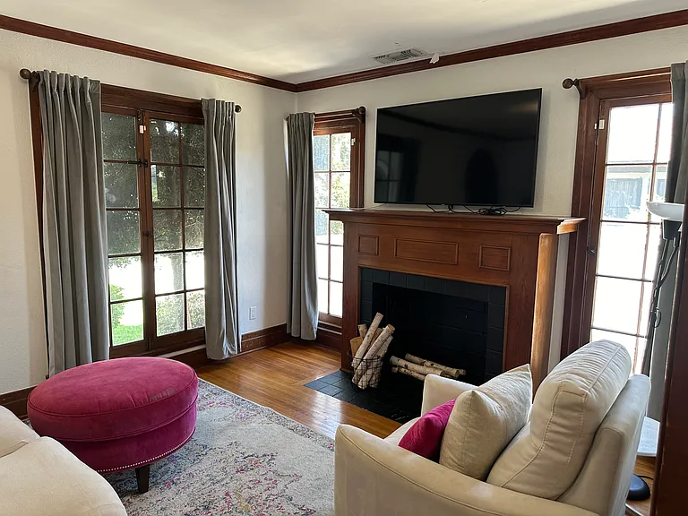 157 N Cambridge St — Photo 4