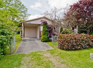 10051 17th Ave SW, Seattle, WA 98146