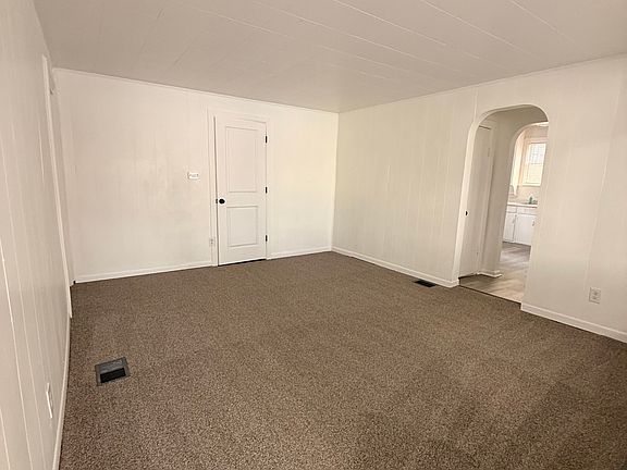 5th image of 215 Mason St #215