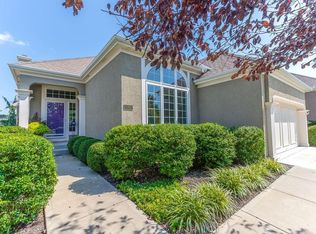 11861 S Carriage Rd, Olathe, KS 66062