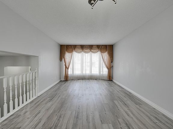 4th image of 8507 152b Ave NW