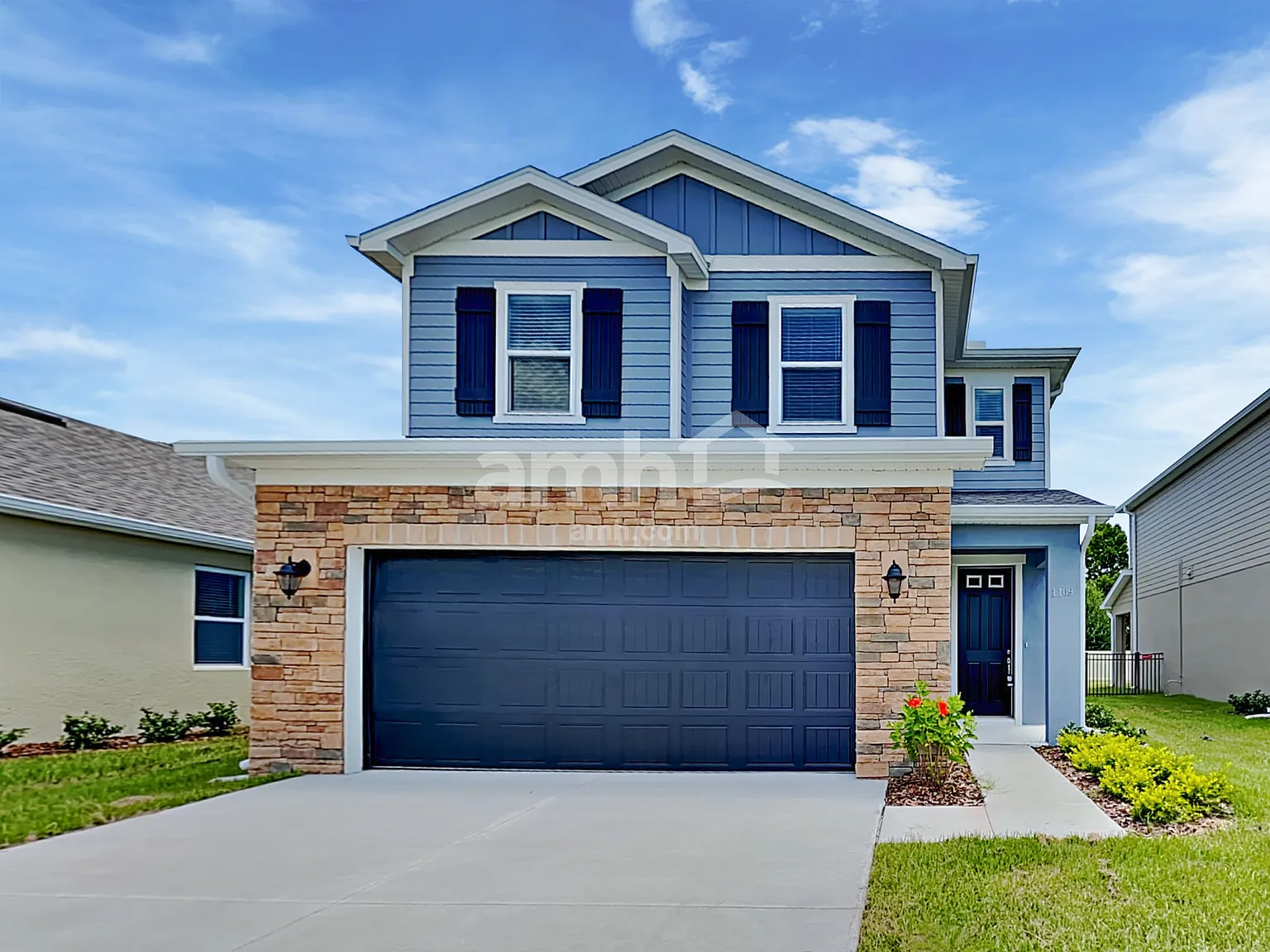 4 bed, 2.5 bath, 1977 sqft, $2,470 — Photo 1