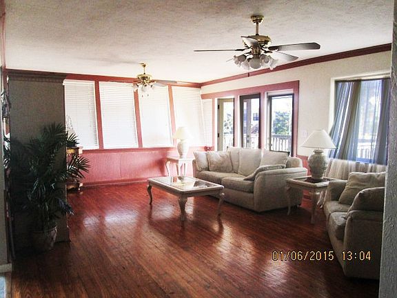 3rd image of 538 Revilo Blvd